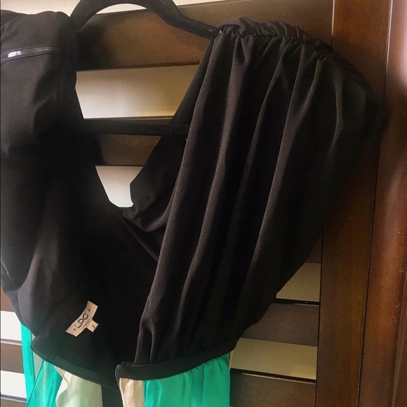 Beautiful designer party dress! - Picture 4 of 5